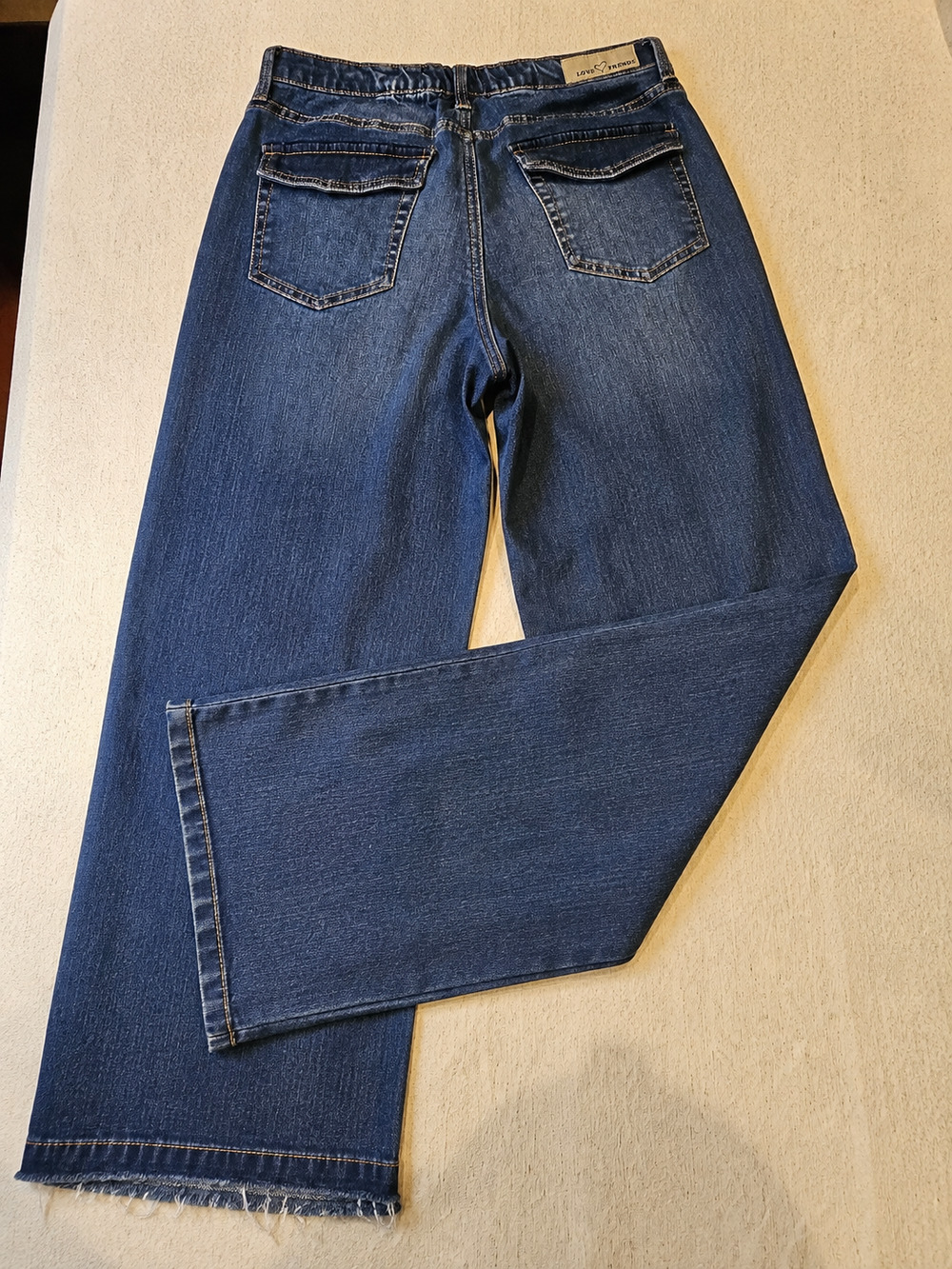 Love Trends Straight Leg Stretch Jeans Size 11 Classic Y2K Minimalist Clean Girl